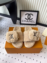 China Replica LV Women Shoes 91usd Only